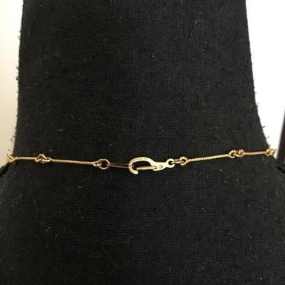 Beautiful, vintage, dainty gold tone, heart faux , pearl necklace