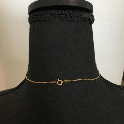 Beautiful vintage crown trifari Taurus horoscope, dainty pendant, choker necklace, signed in very excellent condition