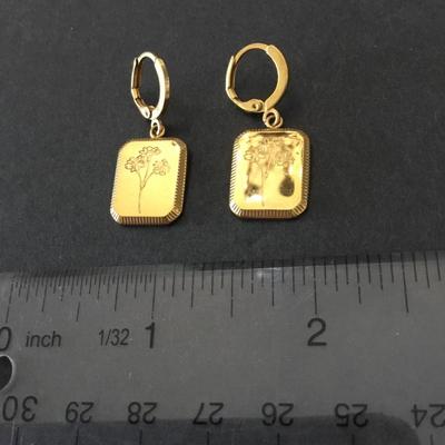 Square birth, flower earrings, 18 karat gold, plated