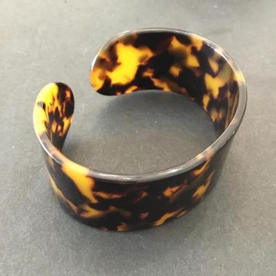 Vintage faux, tortoiseshell cuff, bracelet, size small
