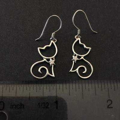 Cute cat earrings