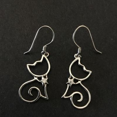 Cute cat earrings