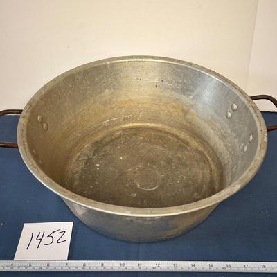 Vintage Wash Pan
