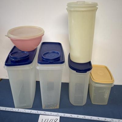 Tupperware Lot