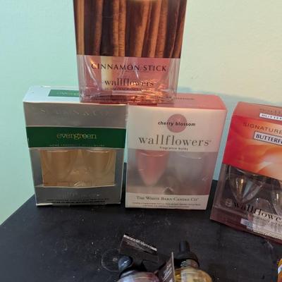 Assortment Of Fragrance Bulbs & Holders (SB)
