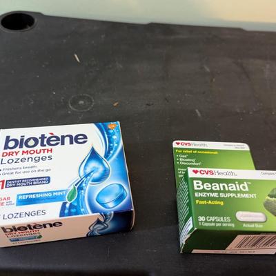 Vitamins & Pain Relief Medicine (SB)