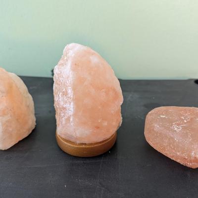 Himalayan Salt Rocks & Lamp (HW)
