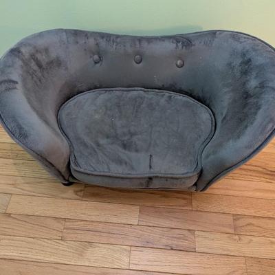 Used Small Dog Bed (G)