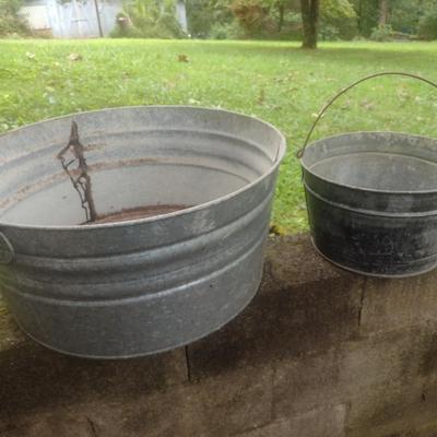 Large Galvanized Washtub and Galvanized Pail