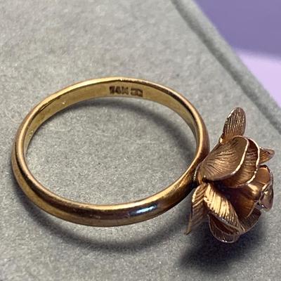 14k Gold Floral Design Estate Ring - Size 4