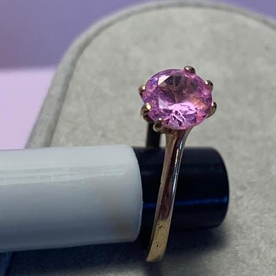 10k Gold Estate Ring - 1.5 grams - Ring Size 5.5