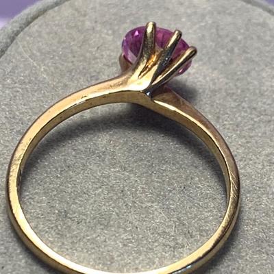 10k Gold Estate Ring - 1.5 grams - Ring Size 5.5