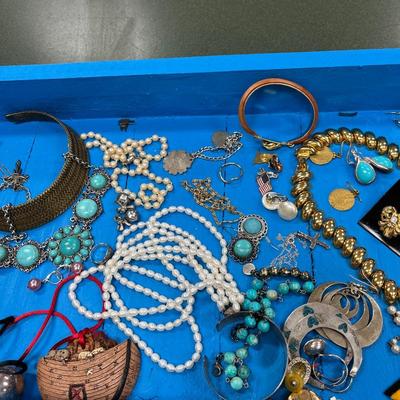 Lot of Costume Jewelry #3 (B1)