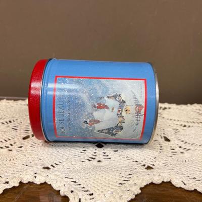 Nice House Beautiful Christmas Tin