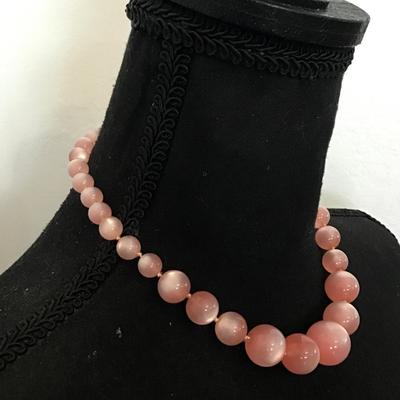 Beautiful moon glow, bead collar statement necklace, very beautiful very nice condition