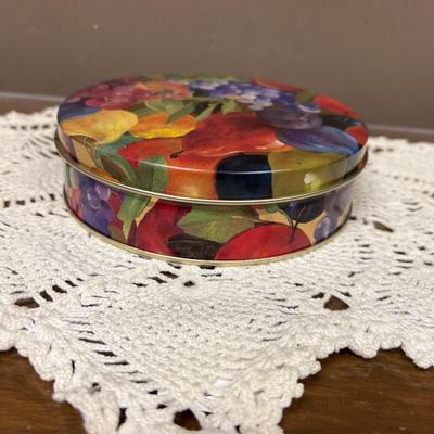 Small Round Fruit Tin