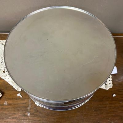 Big Round Christmas Tin