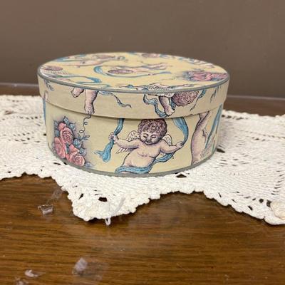 Round Cupid Box with Tissue Paper
