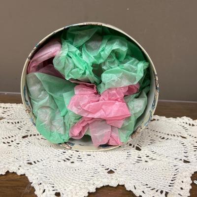 Round Cupid Box with Tissue Paper