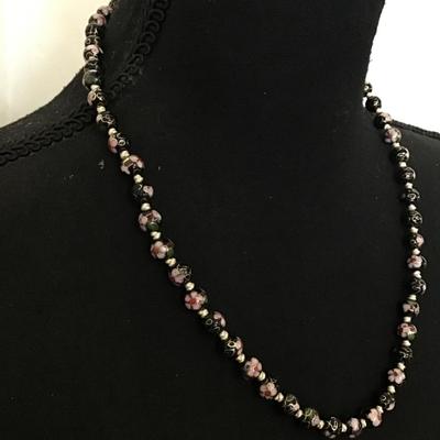 Beautiful vintage Black and pink Cloisonne bead necklace