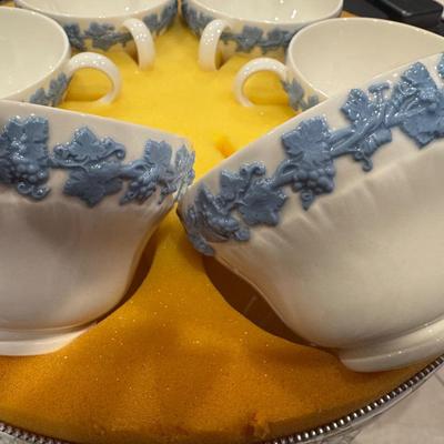 Queensware - Lavender on Cream. 12 piece teacup & saucers. Teacups in original 2-tiered packing case.