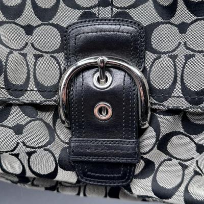 Vintage Y2K Coach SoHo Double Pocket Purse