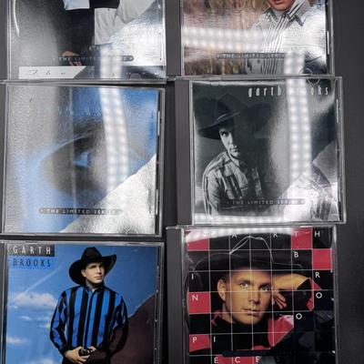 Garth Brooks & Friends - CD/Cassette Bundle (Various Artists)