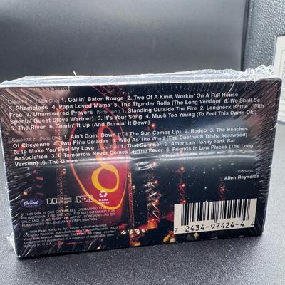 Garth Brooks & Friends - CD/Cassette Bundle (Various Artists)