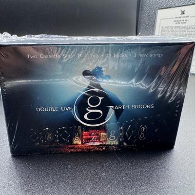 Garth Brooks & Friends - CD/Cassette Bundle (Various Artists)