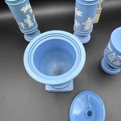 Vintage AVON Avonshire Blue - 4 Piece Collectible Bundle