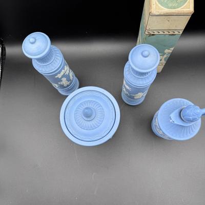 Vintage AVON Avonshire Blue - 4 Piece Collectible Bundle