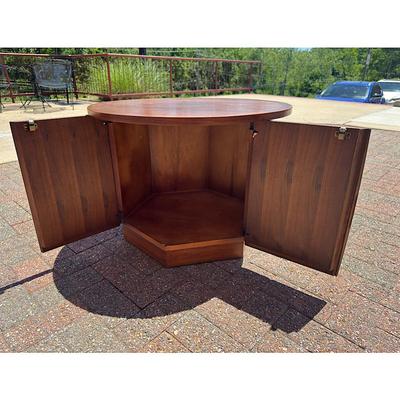 VINTAGE MCM - LANE FURNITURE WALNUT ROUND DRUM TABLE STORAGE CABINET