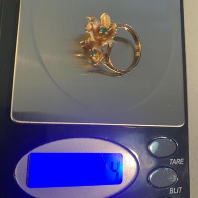 14k Gold Floral Estate Ring 4.4 grams Ring Size 4.5