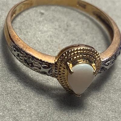 Estate Ring - Size 8