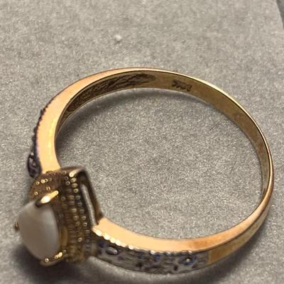 Estate Ring - Size 8
