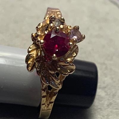 14k Gold Ruby & Diamonds Estate Ring Size 7