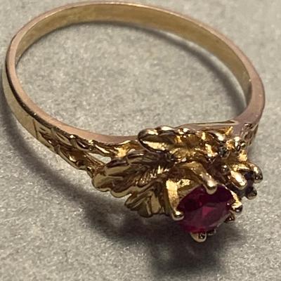 14k Gold Ruby & Diamonds Estate Ring Size 7