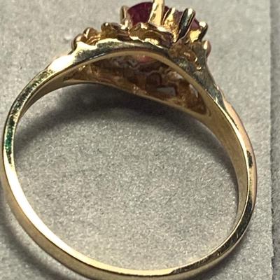 14k Gold Ruby & Diamonds Estate Ring Size 7