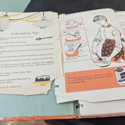Cookbooks Recipes for Air Fryers, Soups & Stews (SB)