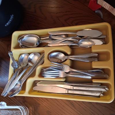 SMALLER CROCK POT, 2 SETS OF FLATWARE, SHAKERS AND BAKEWARE