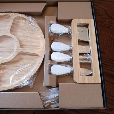 NEW SMIRLY PREMIUM BAMBOO CHEESEBOARD