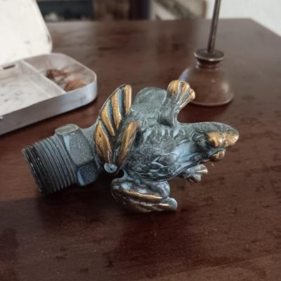 BRASS FROG HOSE SPIGOT, BOX OF FISHING FLIES, AN OLD LEVEL AND SMALL COPPER OIL CAN
