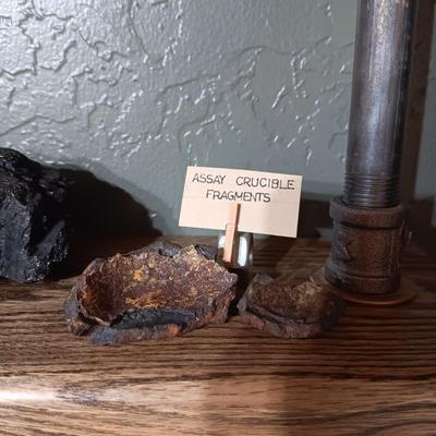 ROCKS FROM A COLLECTION LABELED GOLD ORE, COAL & ASSAY CRUCIBLE FRAGMENTS
