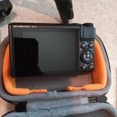CANON POWERSHOT SX740HS DIGITAL CAMERA AND TRIPOD