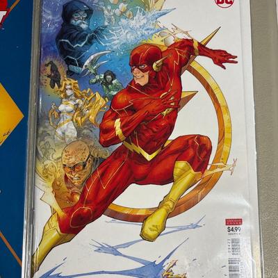 Dark Knight Returns, The Flash, Doomsday Clock, Harley Quinn