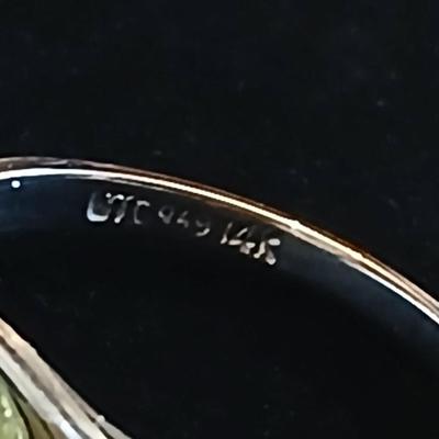 14K size 6 ring with peridot stone and small diamonds - August Birthstone