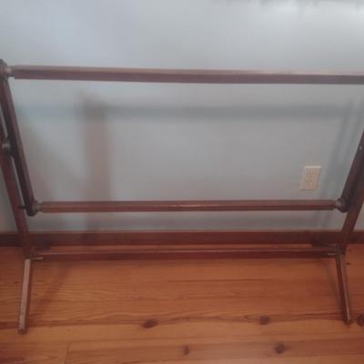 Solid Wood Amish Swivel Quilt Frame