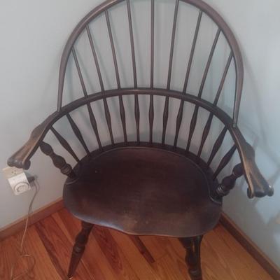 Antique Elgin A. Simonds Company Windsor Sitting Chair