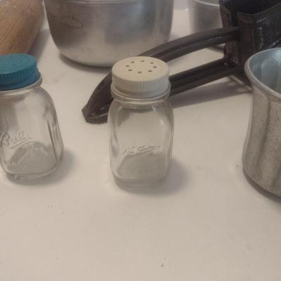 Nice Collection of Vintage Kitchen Cook Ware and Utensils