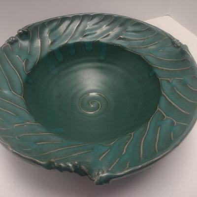 Art Studio Pottery Decorative Centerpiece Bowl Signed by Artist